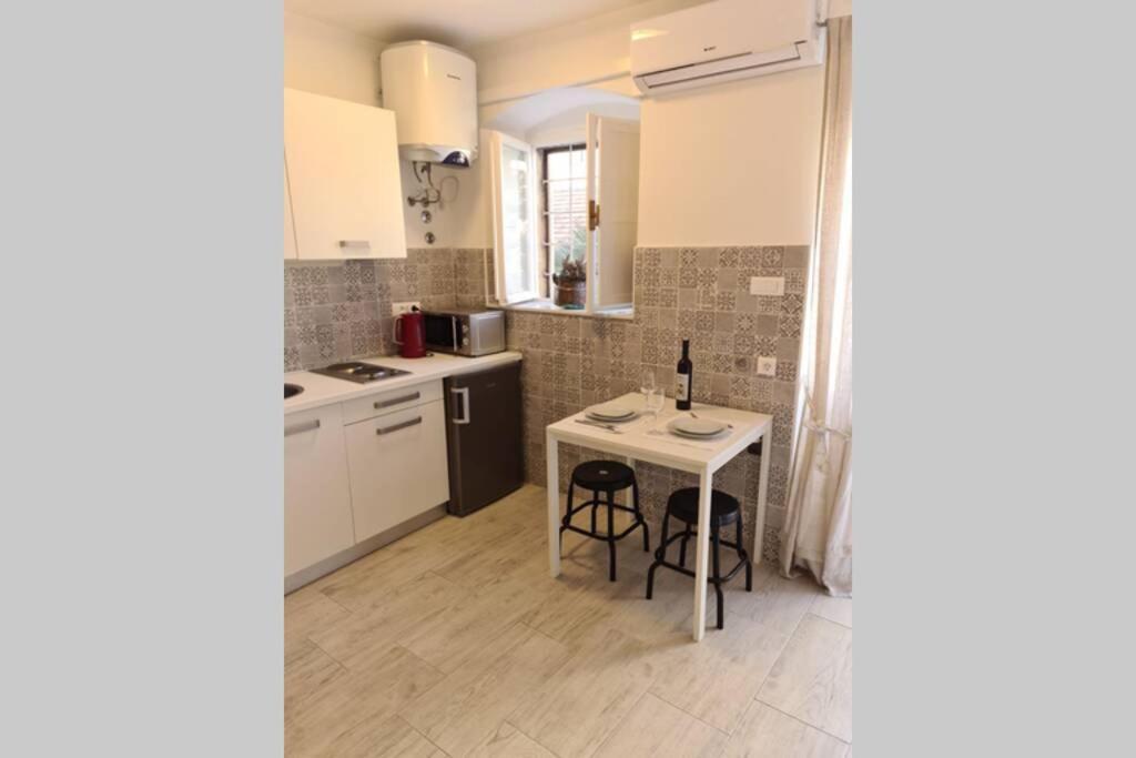 וויס Studio Apartment Marella מראה חיצוני תמונה