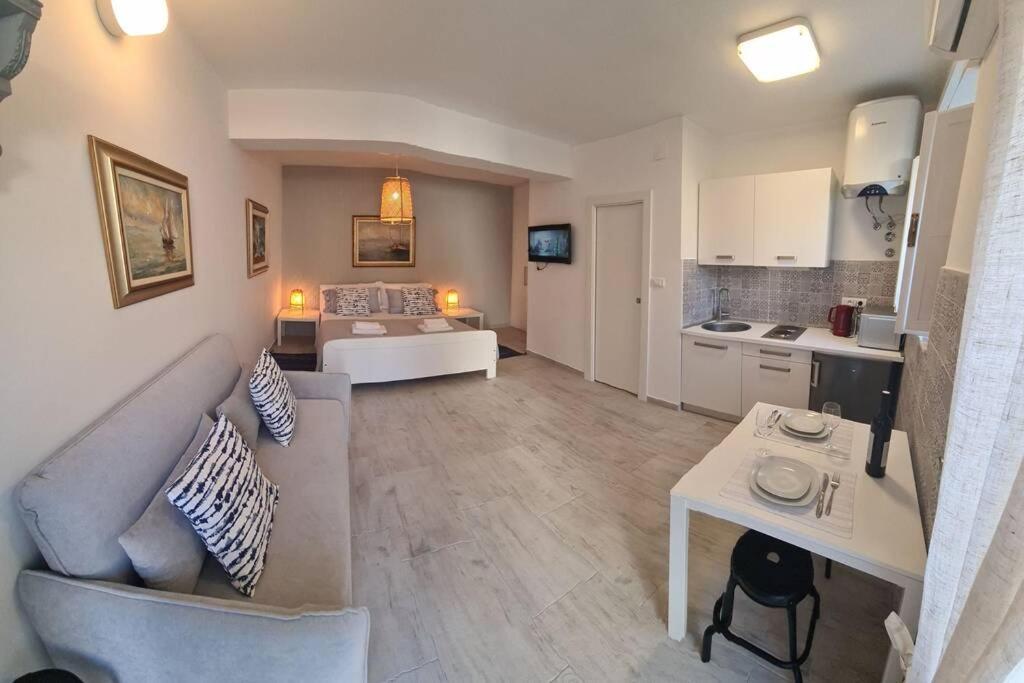 וויס Studio Apartment Marella מראה חיצוני תמונה